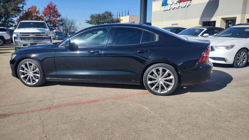 2019 Volvo S60 T5 Momentum