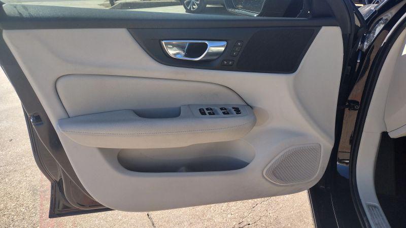 2019 Volvo S60 T5 Momentum