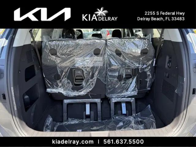 2026 Kia Carnival MPV SX