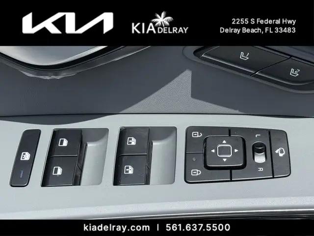 2026 Kia Niro SX Touring