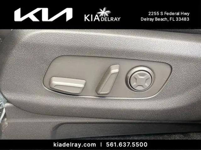 2026 Kia Carnival MPV SX
