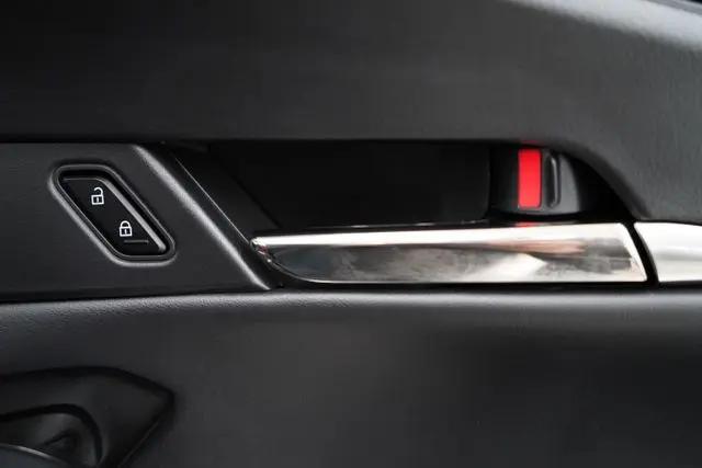 2023 Mazda CX-30 2.5 S Carbon Edition