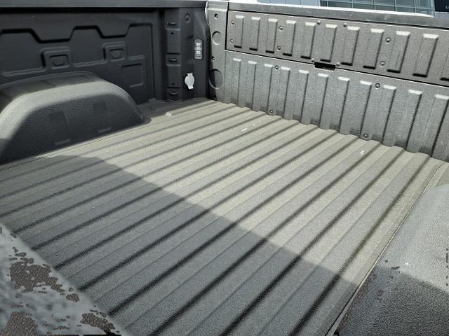 2024 GMC Sierra 1500 4WD Crew Cab Short Box AT4