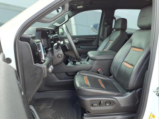 2024 GMC Sierra 1500 4WD Crew Cab Short Box AT4