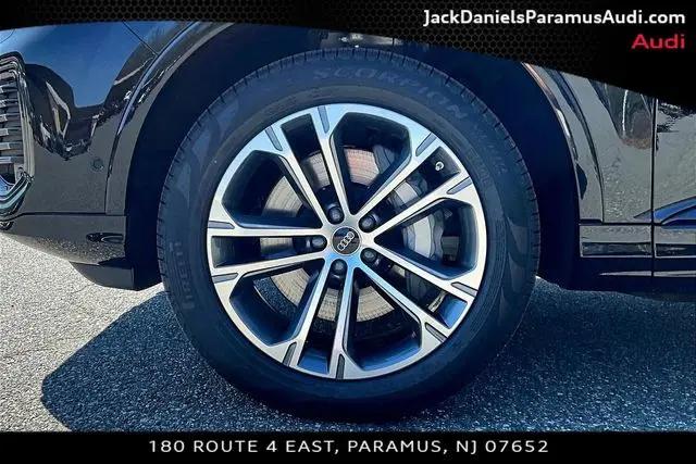 2026 Audi Q7 Premium Plus 45 TFSI quattro tiptronic