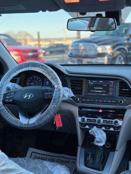 2020 Hyundai Elantra SEL