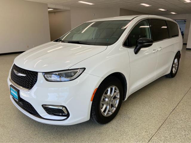 2024 Chrysler Pacifica Touring L for sale in Monticello, IL