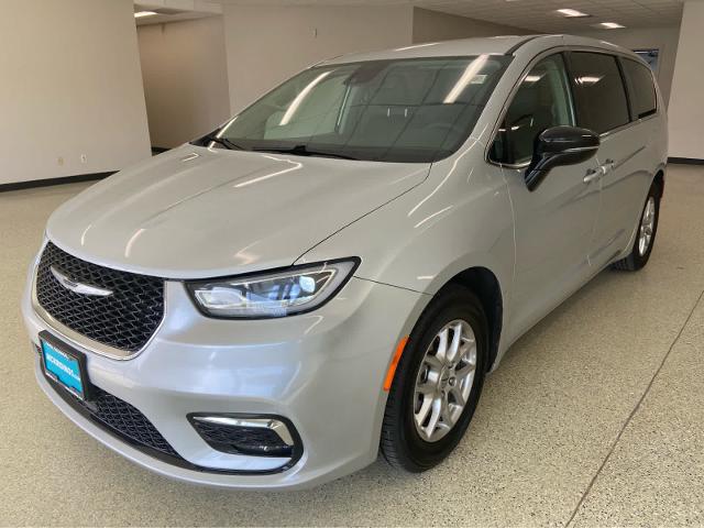 2024 Chrysler Pacifica Touring L for sale in Monticello, IL