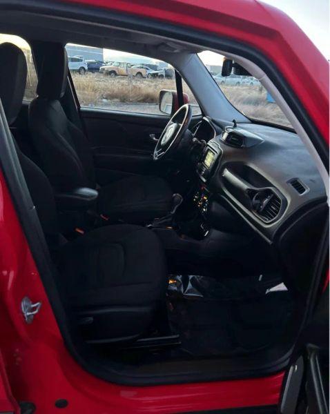 2017 Jeep Renegade Altitude FWD