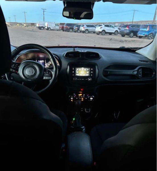 2017 Jeep Renegade Altitude FWD
