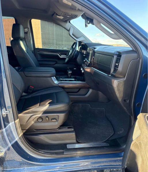 2024 GMC Sierra 1500 4WD Crew Cab Short Box SLT