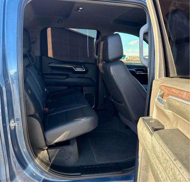 2024 GMC Sierra 1500 4WD Crew Cab Short Box SLT