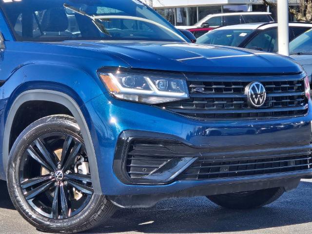 2023 Volkswagen Atlas Cross Sport 2.0T SEL R-Line Black