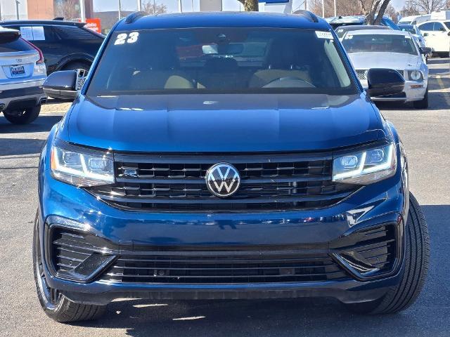 2023 Volkswagen Atlas Cross Sport 2.0T SEL R-Line Black