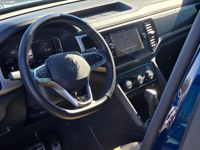 2023 Volkswagen Atlas Cross Sport 2.0T SEL R-Line Black