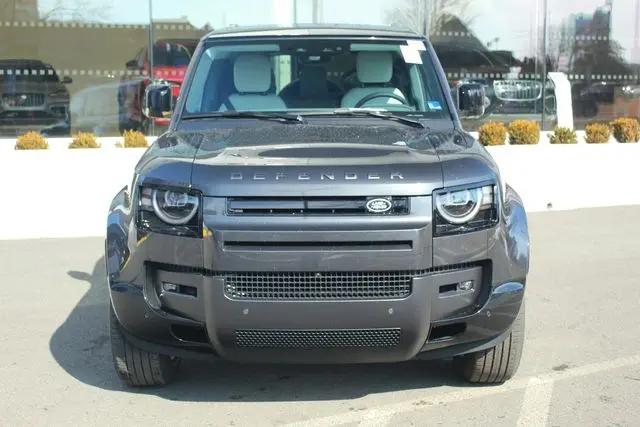 2026 Land Rover Defender P400 X-Dynamic SE