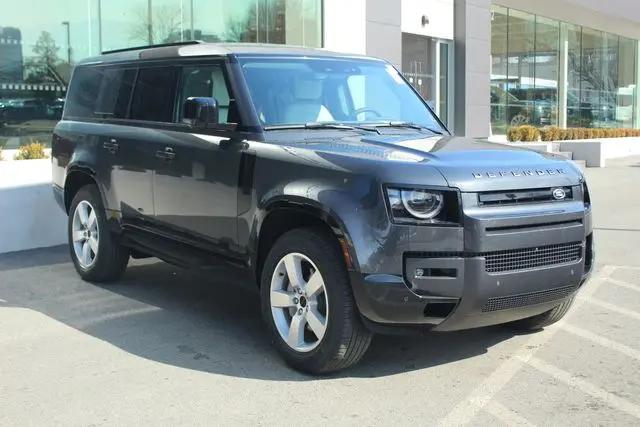 2026 Land Rover Defender P400 X-Dynamic SE