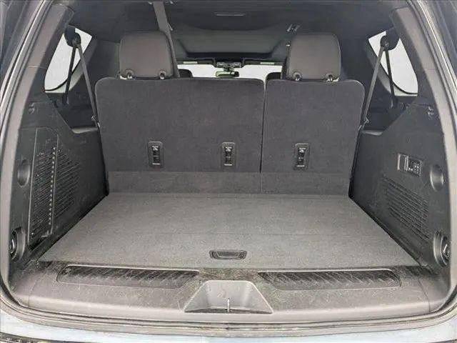 2021 Chevrolet Suburban 4WD LT
