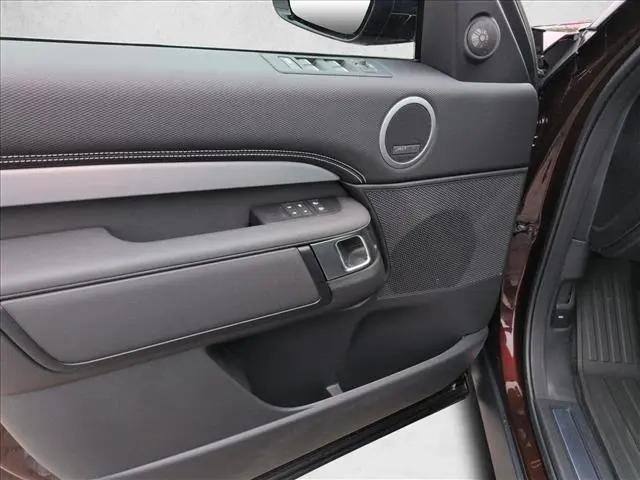2026 Land Rover Discovery Gemini Edition