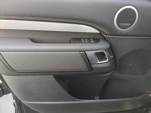 2026 Land Rover Discovery Dynamic SE