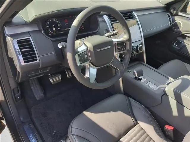 2026 Land Rover Discovery Dynamic SE