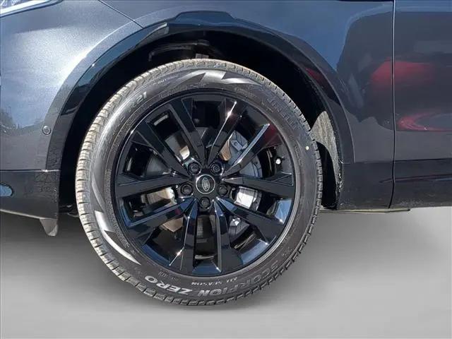 2026 Land Rover Discovery Dynamic SE