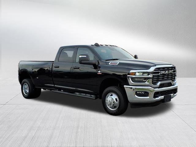 2026 RAM Ram 3500 RAM 3500 TRADESMAN CREW CAB 4X4 8 BOX 2026 RAM Ram 3500 RAM 3500 TRADESMAN CREW CAB 4X4 8 BOX