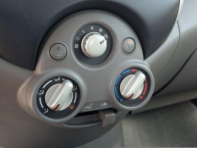 2014 Nissan Versa 1.6 SL