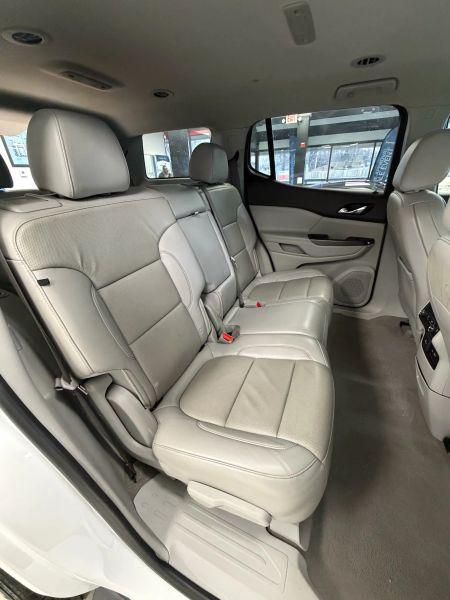 2021 GMC Acadia AWD SLT