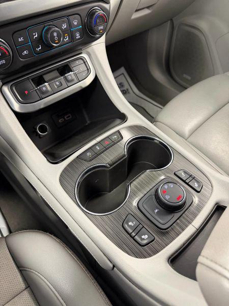 2021 GMC Acadia AWD SLT