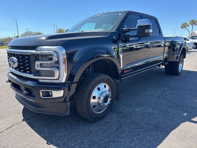 2025 Ford F-450 Platinum