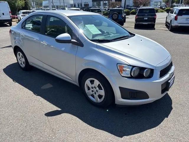 2016 Chevrolet Sonic LS Auto
