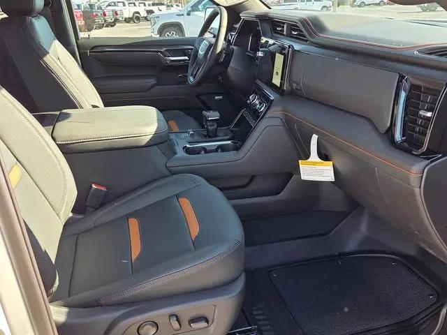 2026 GMC Sierra 1500 Crew Cab, Short Bed, AT4, 4WD