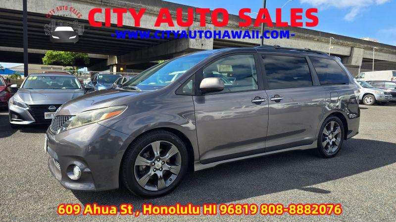 2015 Toyota Sienna SE Premium 8 Passenger for sale in Honolulu, HI