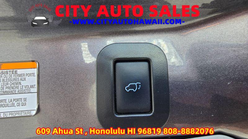 2015 Toyota Sienna SE Premium 8 Passenger