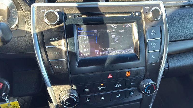 2016 Toyota Camry XLE