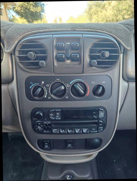 2004 Chrysler PT Cruiser Base