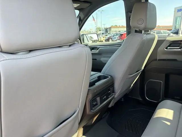 2025 Chevrolet Silverado 1500 4WD Crew Cab Short Bed LT Trail Boss