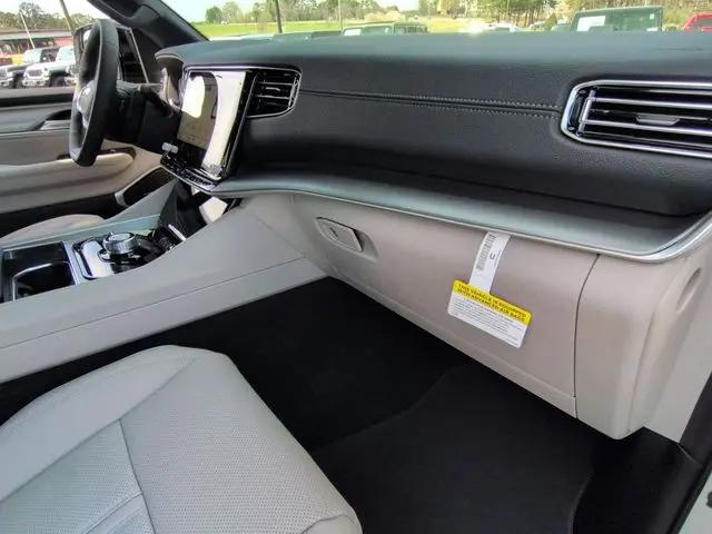 2026 Jeep Grand Wagoneer 4x4