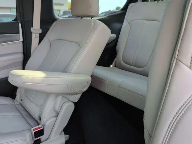 2026 Jeep Grand Wagoneer 4x4