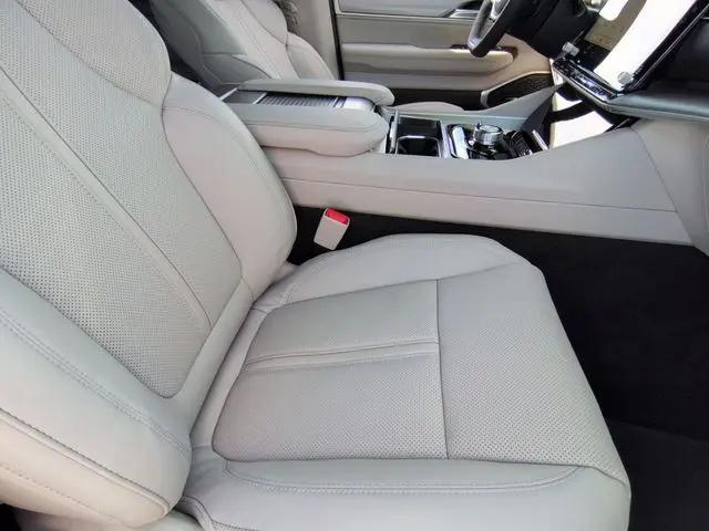 2026 Jeep Grand Wagoneer 4x4