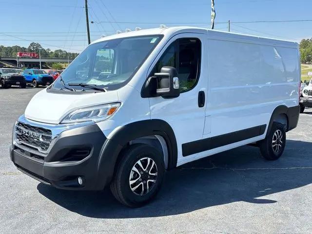2026 Ram ProMaster Cargo Van SLT Low Roof 136" WB