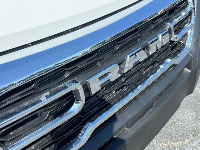 2026 Ram ProMaster Cargo Van SLT Low Roof 136" WB