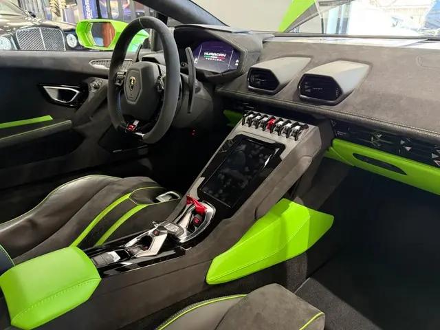 2023 Lamborghini Huracan Coupe