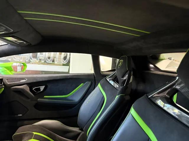2023 Lamborghini Huracan Coupe