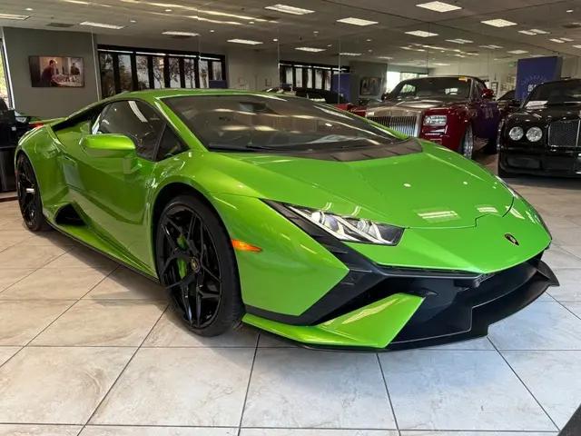 2023 Lamborghini Huracan Coupe