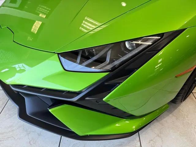 2023 Lamborghini Huracan Coupe