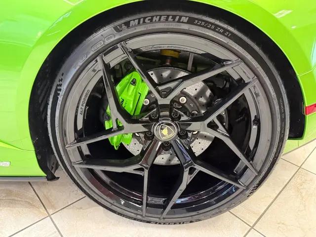 2023 Lamborghini Huracan Coupe