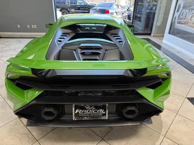 2023 Lamborghini Huracan Coupe