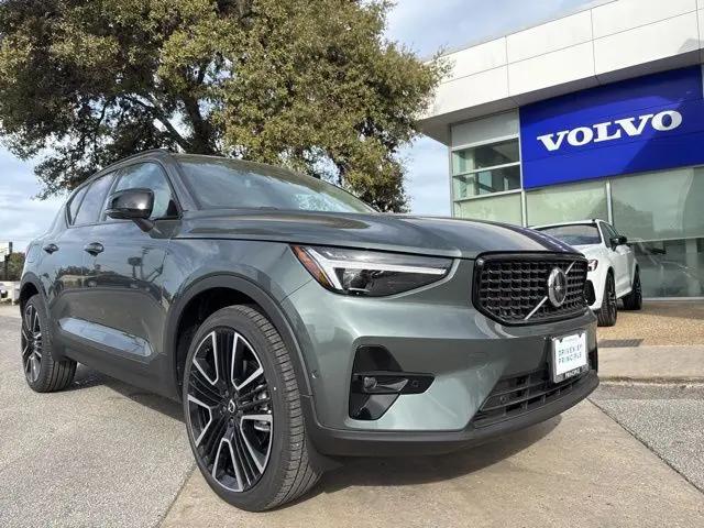 2026 Volvo XC40 Ultra, B5 AWD Gas (mild hybrid), Dark for sale in San Antonio, TX